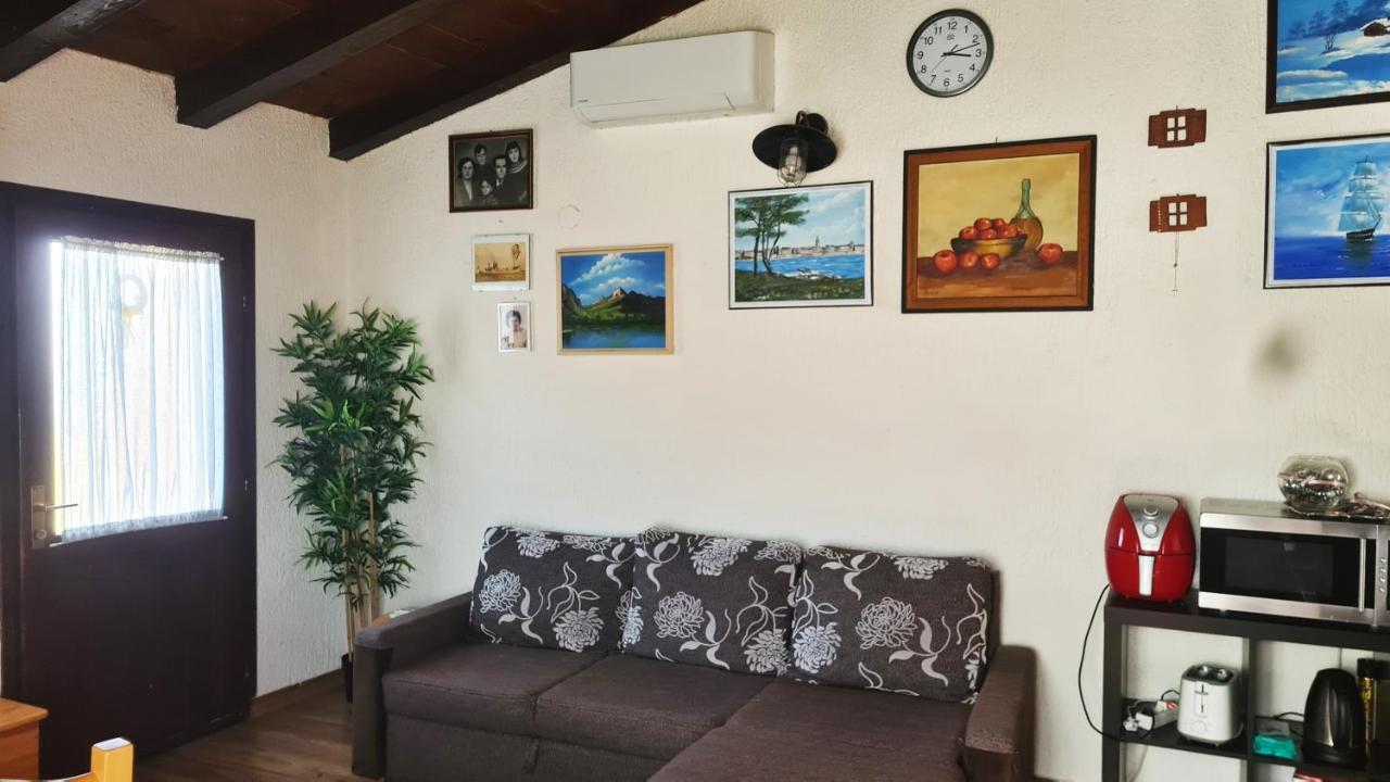 Apartman Kos Rosini Exterior photo